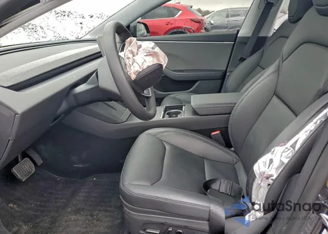 2025 Tesla Model 3 z USA, uszkodzony, nr VIN 5YJ3E1EA8SF043754